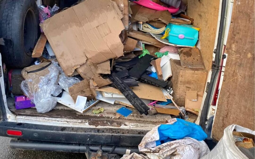 small flat removals London cost