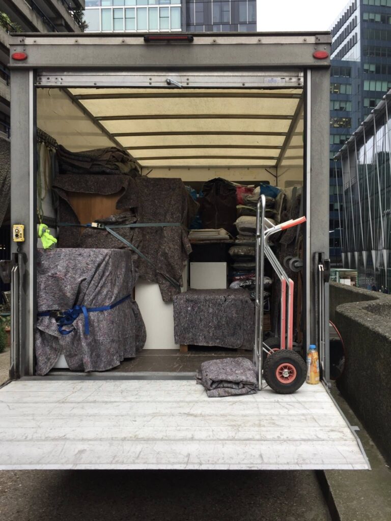 Protective vehicle packaging for removals London